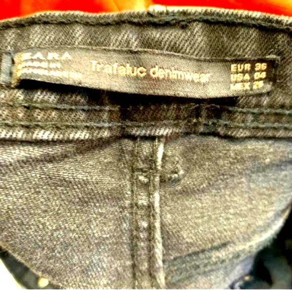 (4)🆕️ Zara Trafuluc Heart Grommets Distressed Ankle Grazer Jeans Waist 14"×L36" - Picture 5 of 6